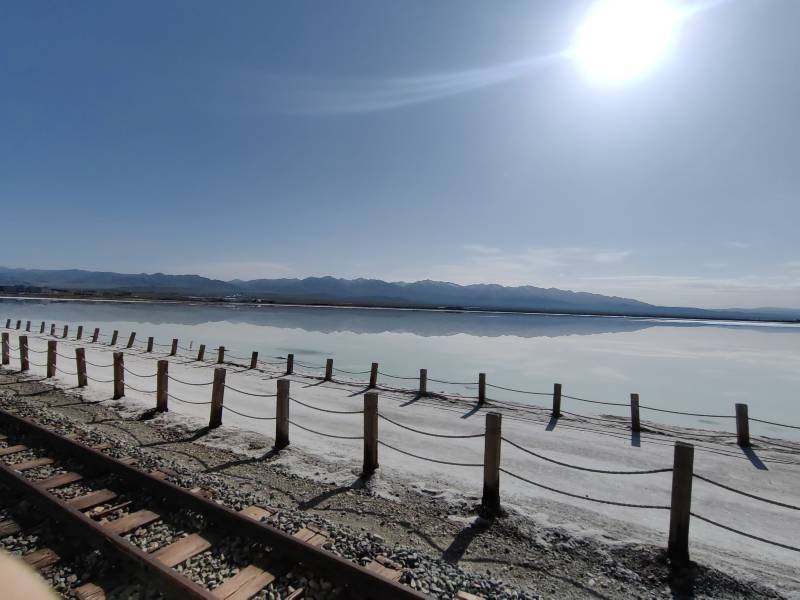 敦煌包車租車應(yīng)該注意哪些事項？