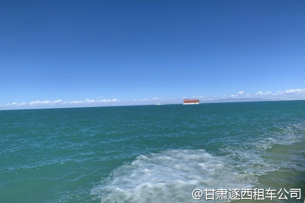 蘭州中川機場有包車服務(wù)柜臺嗎？還是必須提前網(wǎng)上預(yù)訂？  