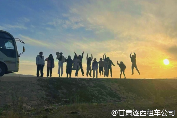 甘肅研學(xué)游，有沒(méi)有針對(duì)中小學(xué)生的絲綢之路講解？  