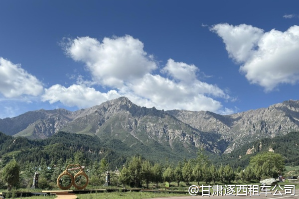 從西寧包車到蘭州，沿途能停塔爾寺嗎？  