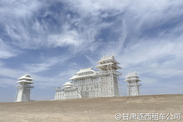 我們公司想租兩輛商務(wù)車，能開發(fā)票嗎？  